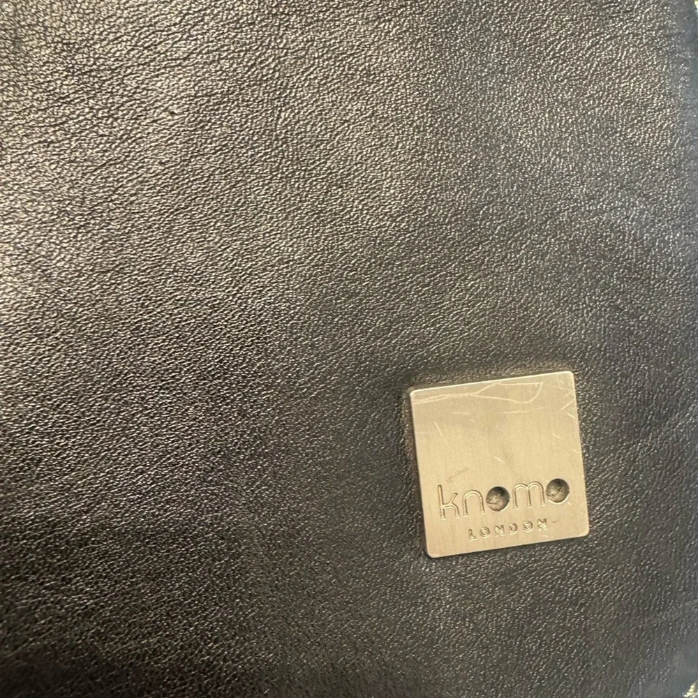 Knomo London Leather Messenger Bag